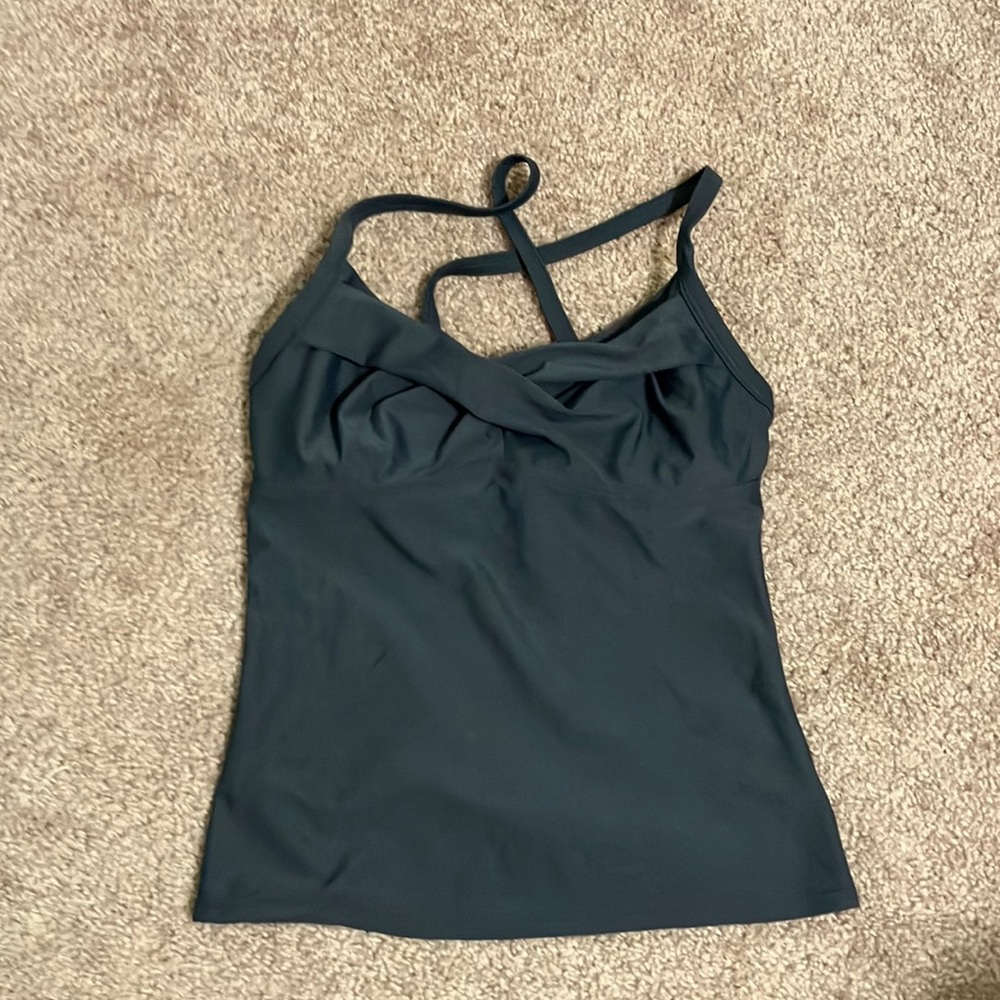 Athleta swimsuit top